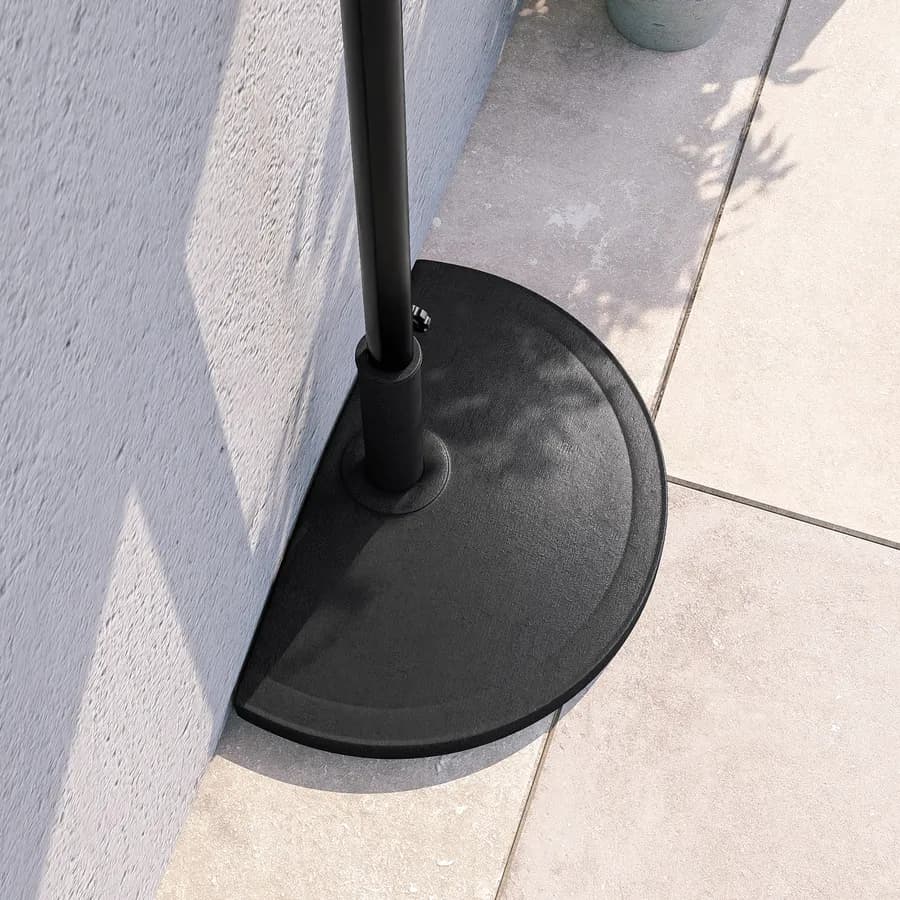 Base a mezzaluna da 15 kg per ombrellone Half in resina nero