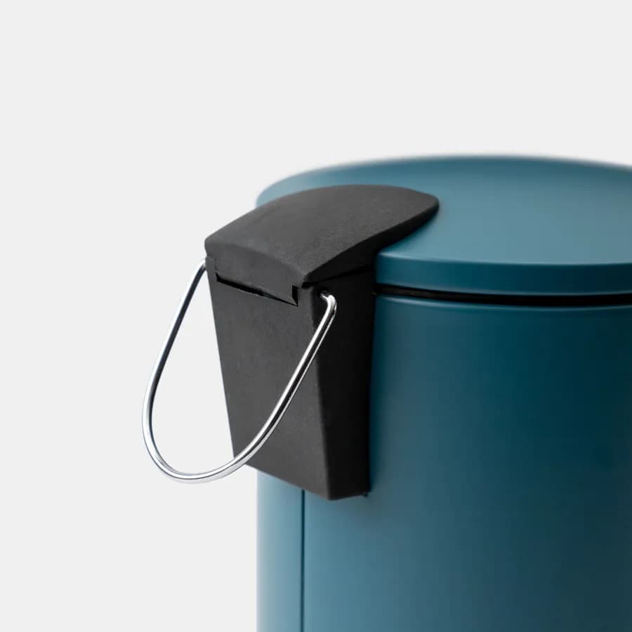 Cestino portarifiuti 3 litri in metallo blu petrolio con pedale e coperchio softclose - Unique