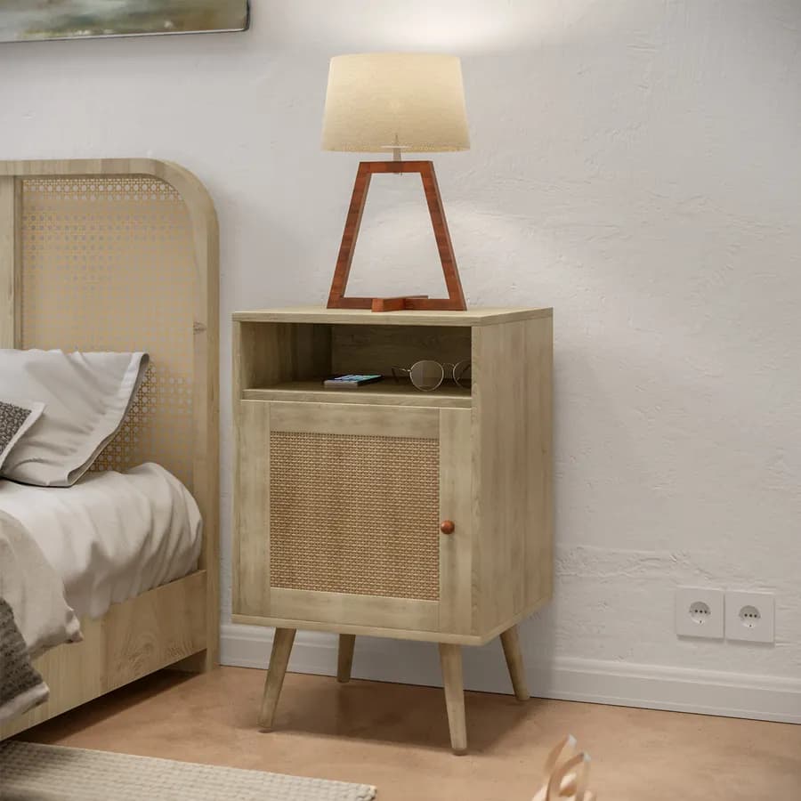 Comodino 39x71h cm in legno naturale con anta in rattan e un vano a giorno - Boheme