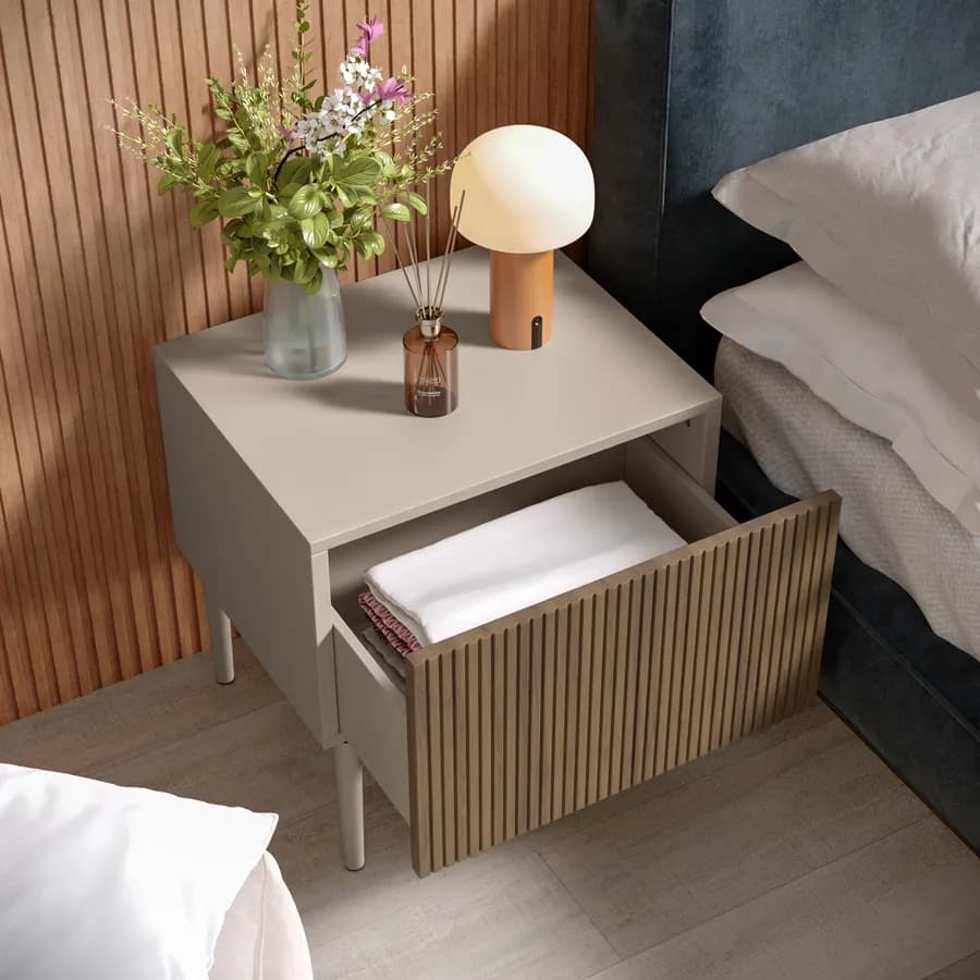 Comodino 48x49h cm tortora e rovere millennium cannettato con 1 cassetto e gambe tortora - Zelma