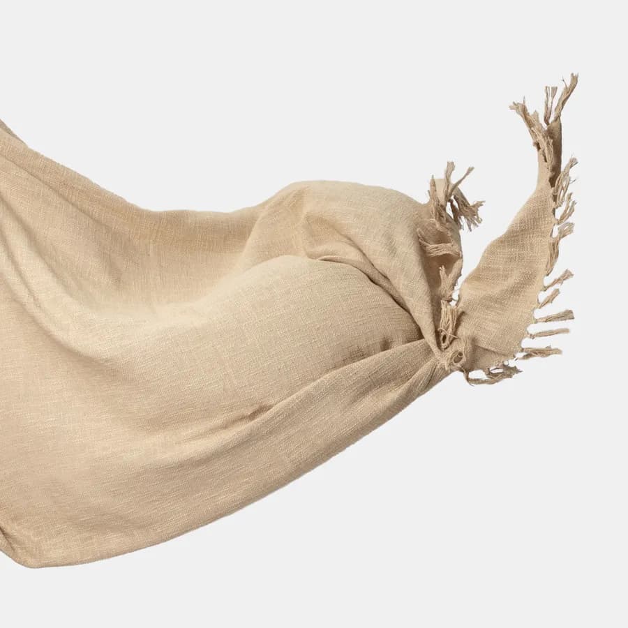 Copriletto 130x170 cm in cotone beige con frange