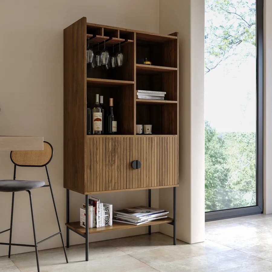 Credenza 79x166h cm con 2 ante soft close noce cannettato e portabottiglie interno con gambe in metallo nero - Ozma