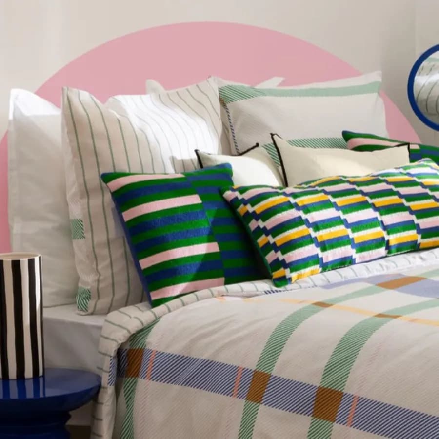 Cuscino 40x40 cm sfoderabile in tessuto verde e blu con righe