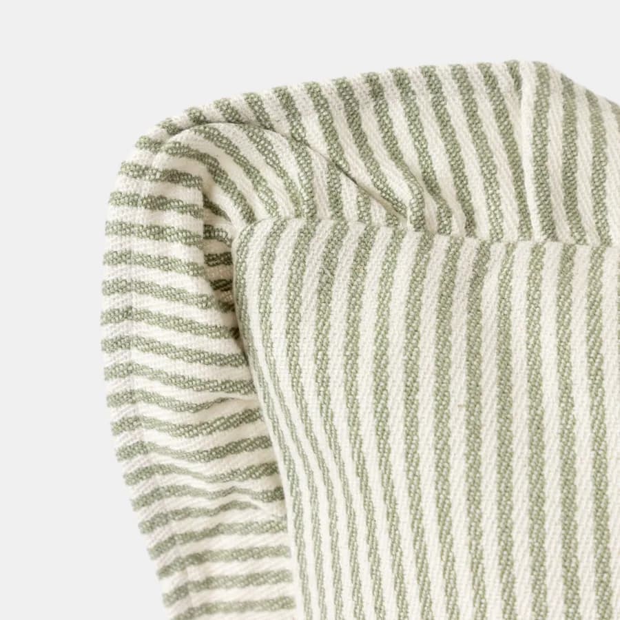 Cuscino sfoderabile 50x30 cm verde salvia in cotone a righe con volant