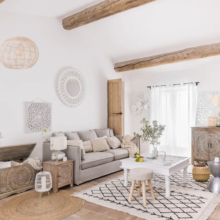 Decorazione per parete 90x90 cm in legno bianco intagliato