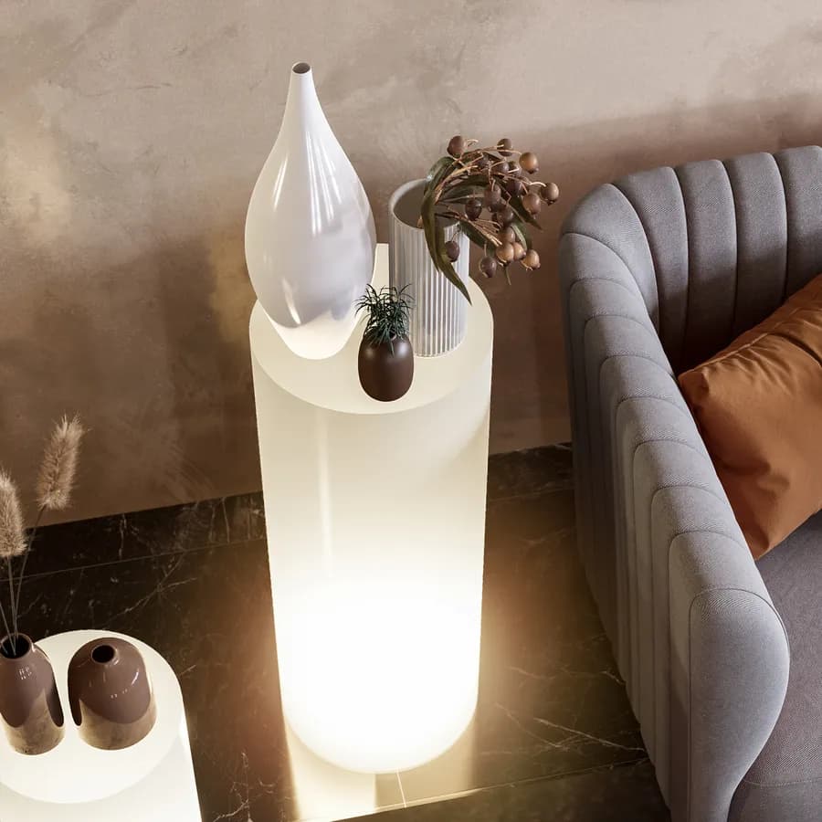 Espositore a colonna 90 h cm in polietilene neutro con kit luce