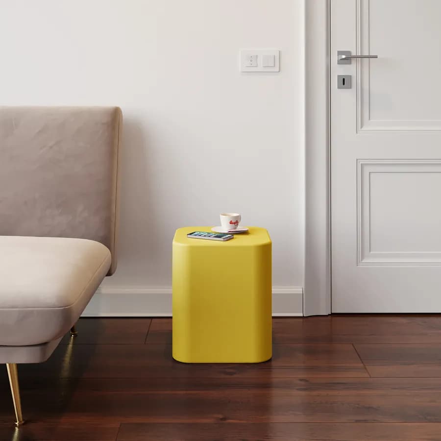 Espositore colonna 35 h cm in polietilene giallo - Katrine
