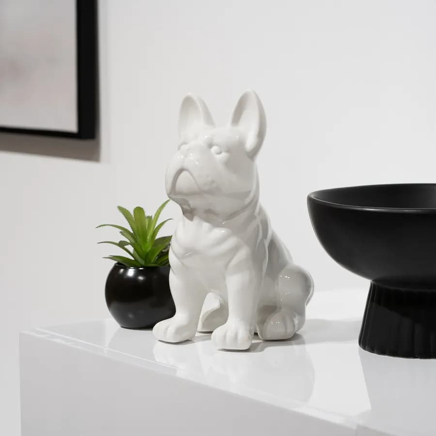 Figura decorativa a forma di bulldog in gres porcellanato bianco lucido