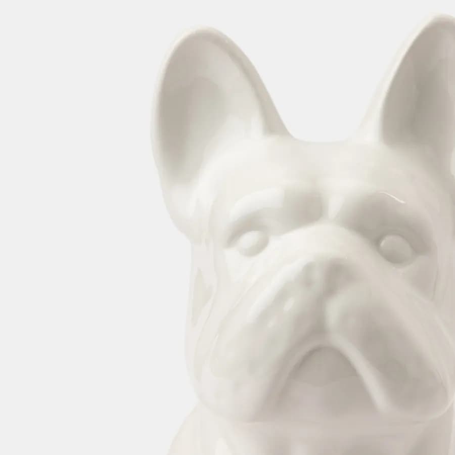 Figura decorativa a forma di bulldog in gres porcellanato bianco lucido