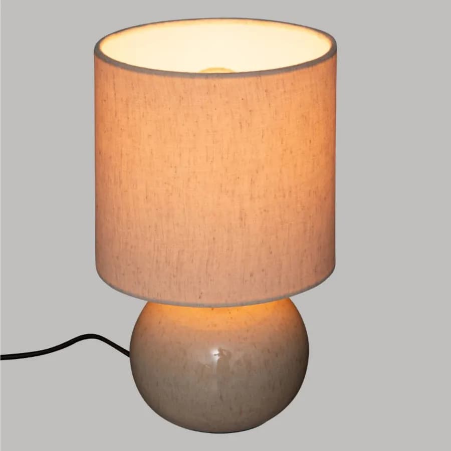 Lampada da tavolo 28h cm in ceramica beige lucido e paralume in cotone - Bamby