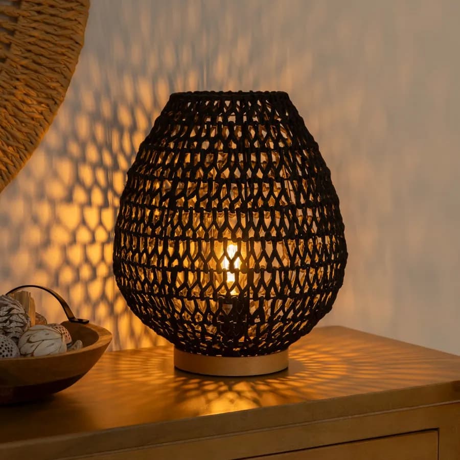 Lampada da tavolo 36h cm intrecciata in corda nero con base in legno di faggio - Enrika