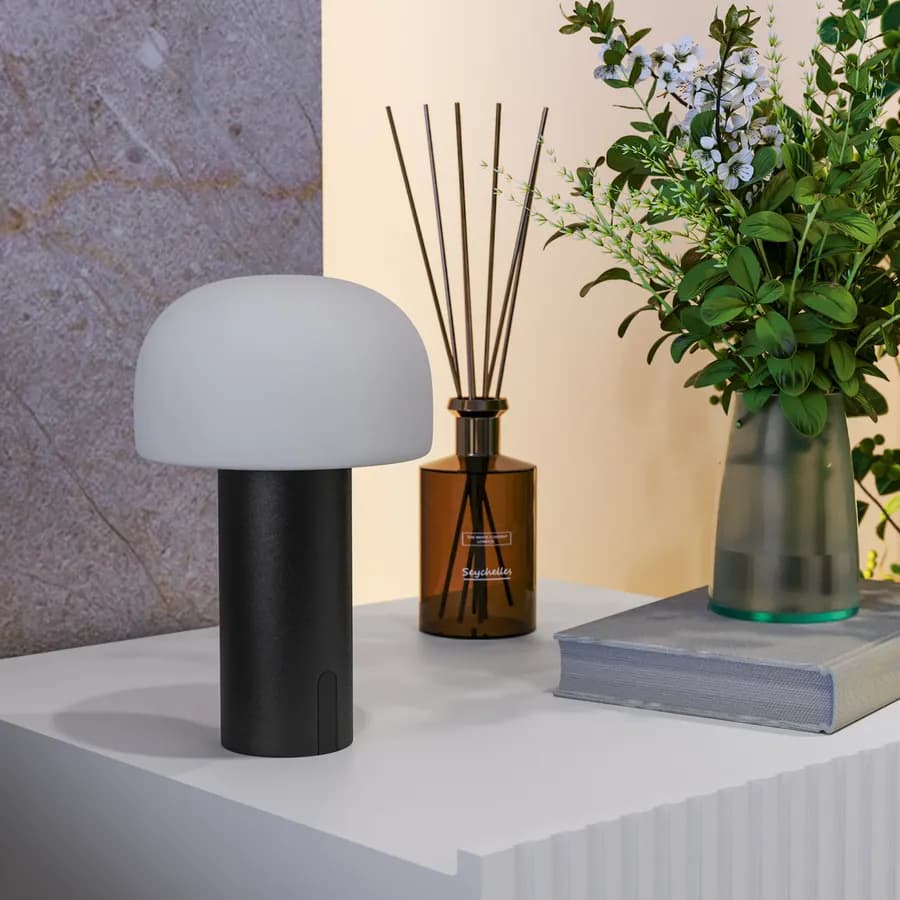 Lampada da tavolo LED paralume rotondo 15 cm in alluminio nero - Bramble