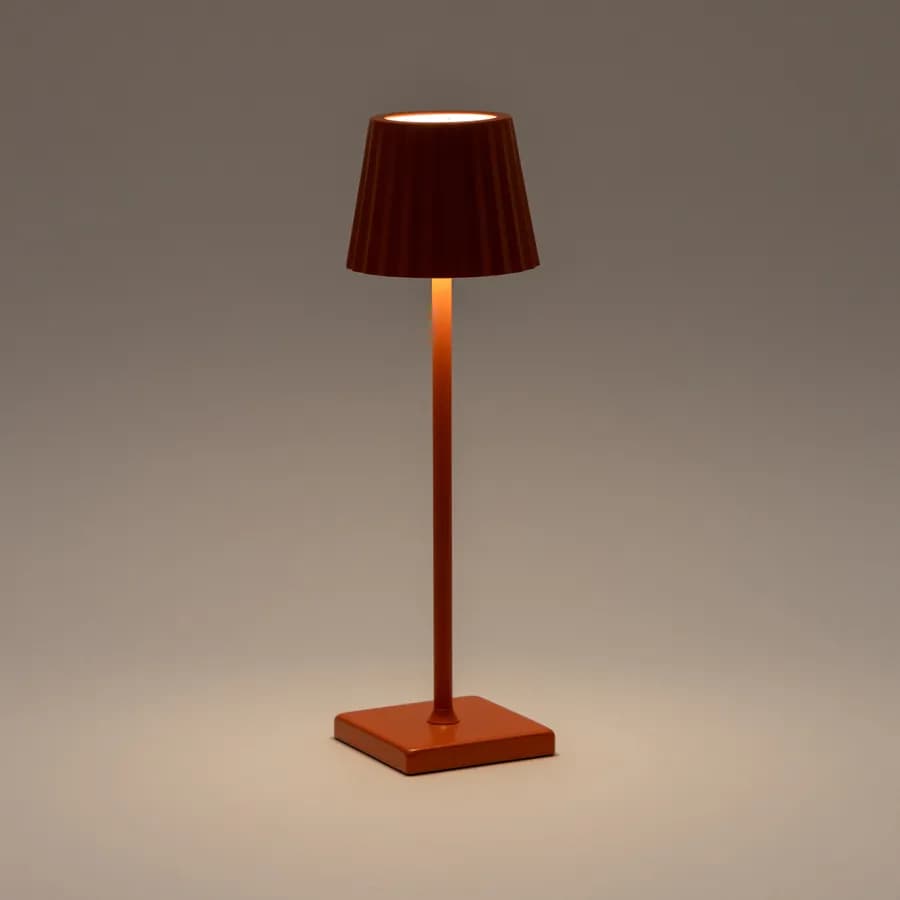 Lampada da tavolo touch a LED plissettata 14x40h cm in alluminio aragosta - Isobel