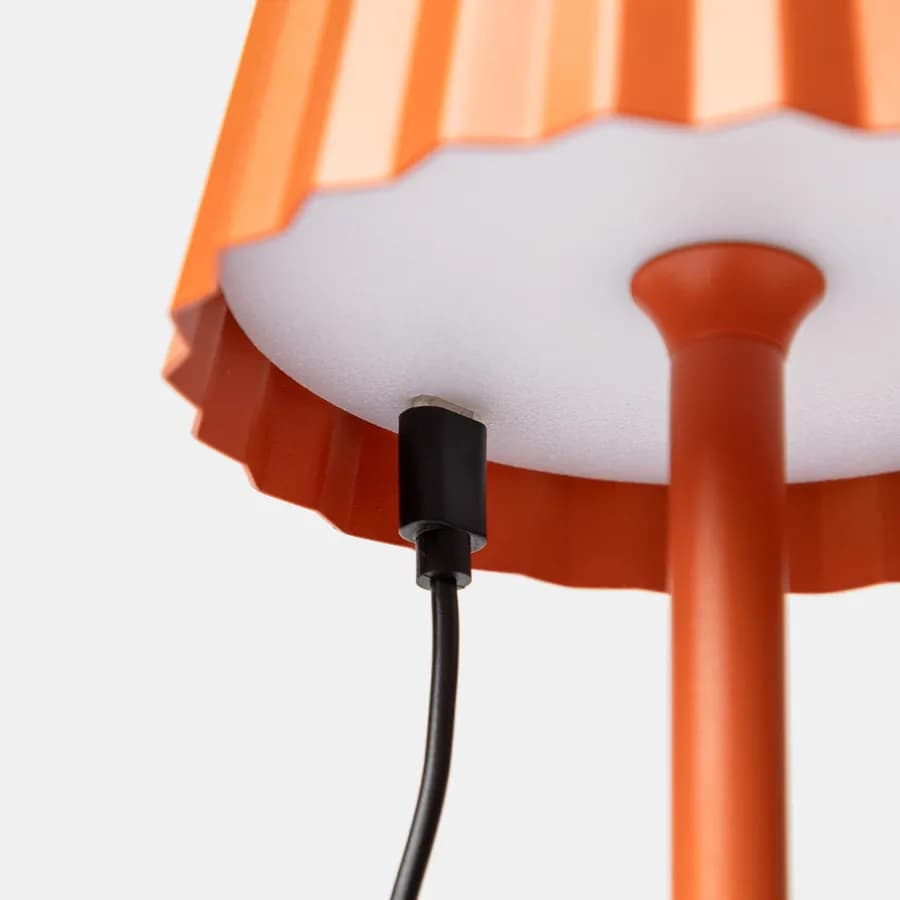 Lampada da tavolo touch a LED plissettata 14x40h cm in alluminio aragosta - Isobel