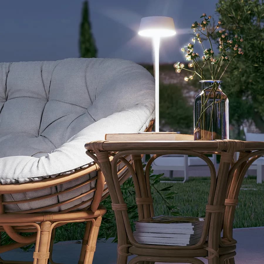 Lampada LED da tavolo portatile in alluminio bianco - Daikiri