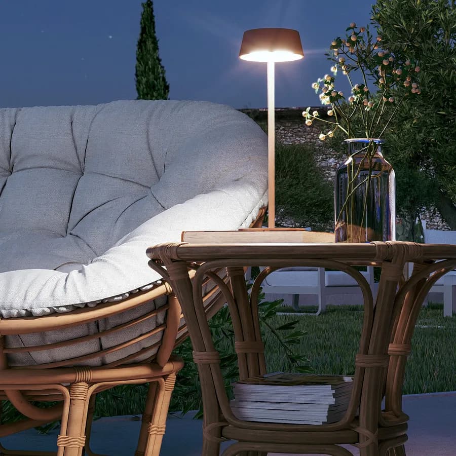 Lampada LED da tavolo portatile in alluminio color tabacco - Daikiri