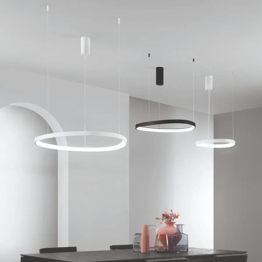 Lampada sospesa 45x150 cm in alluminio bianco