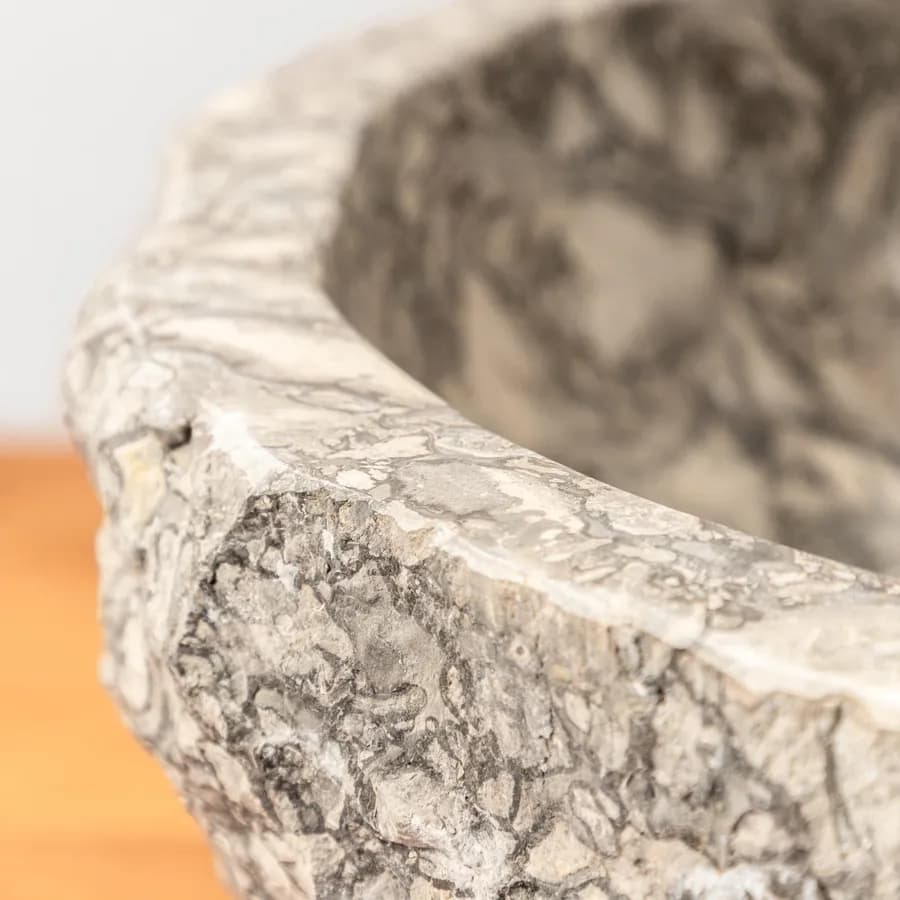 Lavabo da appoggio 40-50 cm in marmo martellato grigio chiaro - Artizan