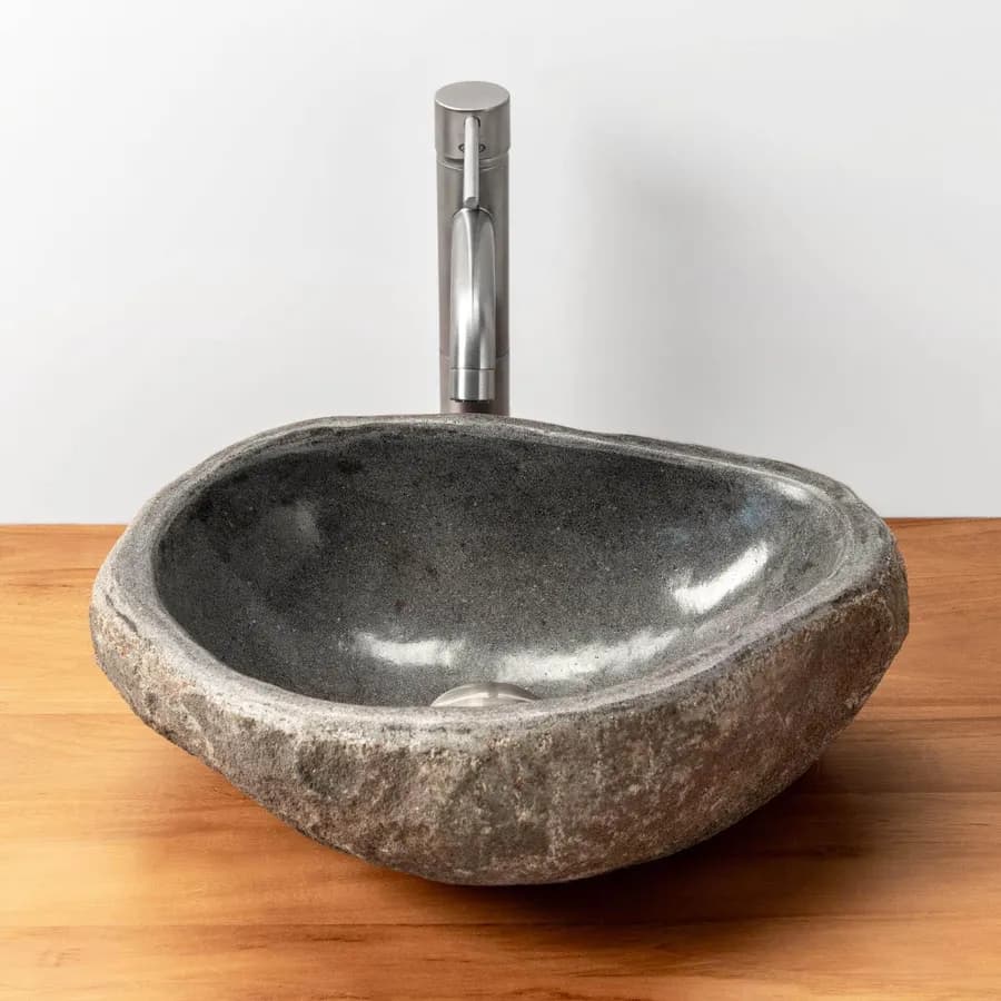 Lavabo da appoggio 53x48 cm lavorazione artigianale in pietra naturale di fiume antracite - Artizan