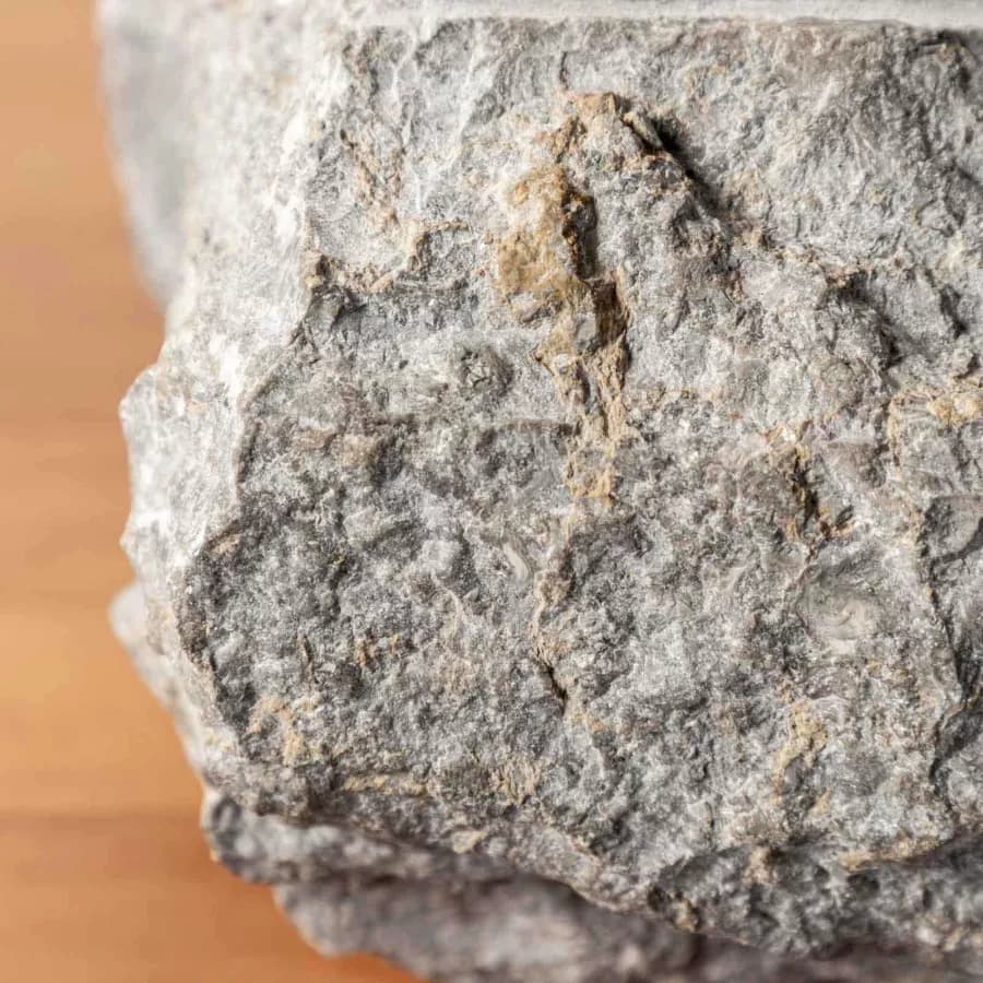 Lavabo da appoggio 50x40 cm in marmo bocciardato grigio chiaro - Artizan