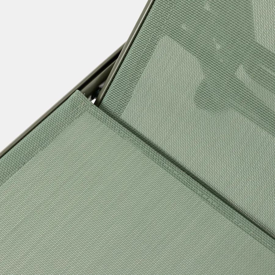 Lettino prendisole in acciaio e textilene verde con ruote - Levanto