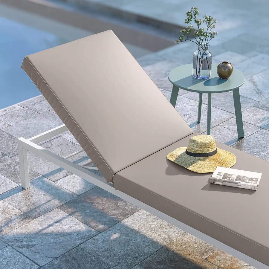 Lettino prendisole con schienale reclinabile in alluminio bianco e cuscino grigio chiaro - Elitian