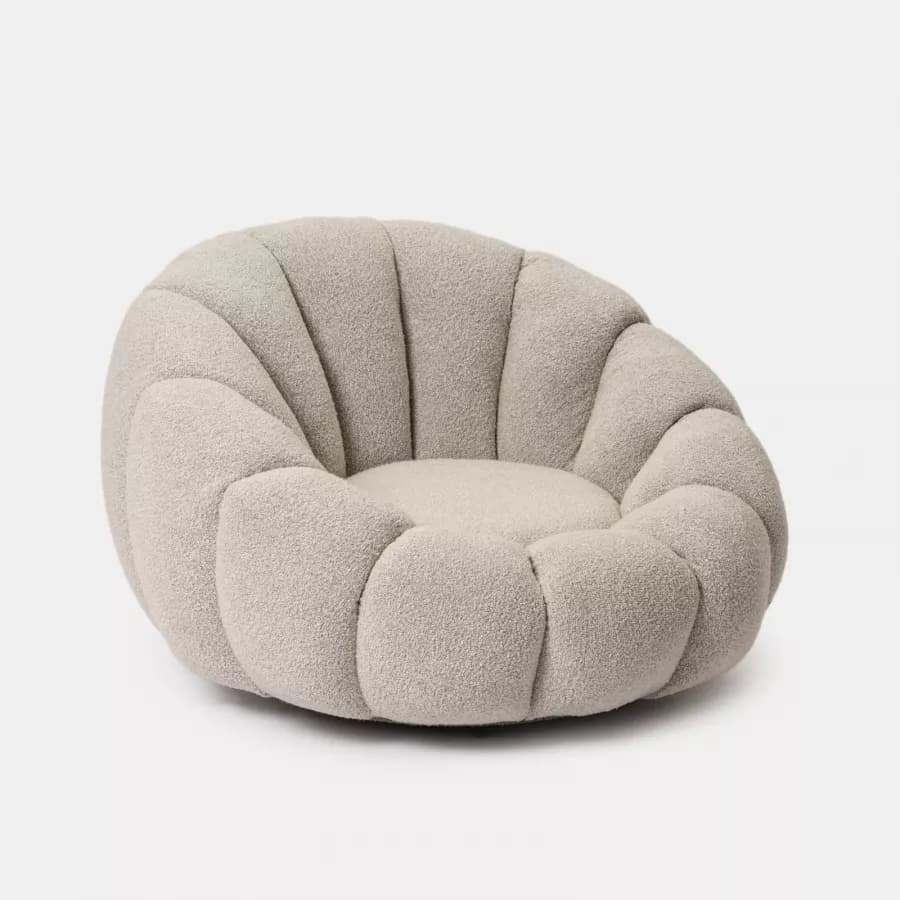 Maxi poltrona girevole a fiore bouclé bianco e grigio chiaro - Silas