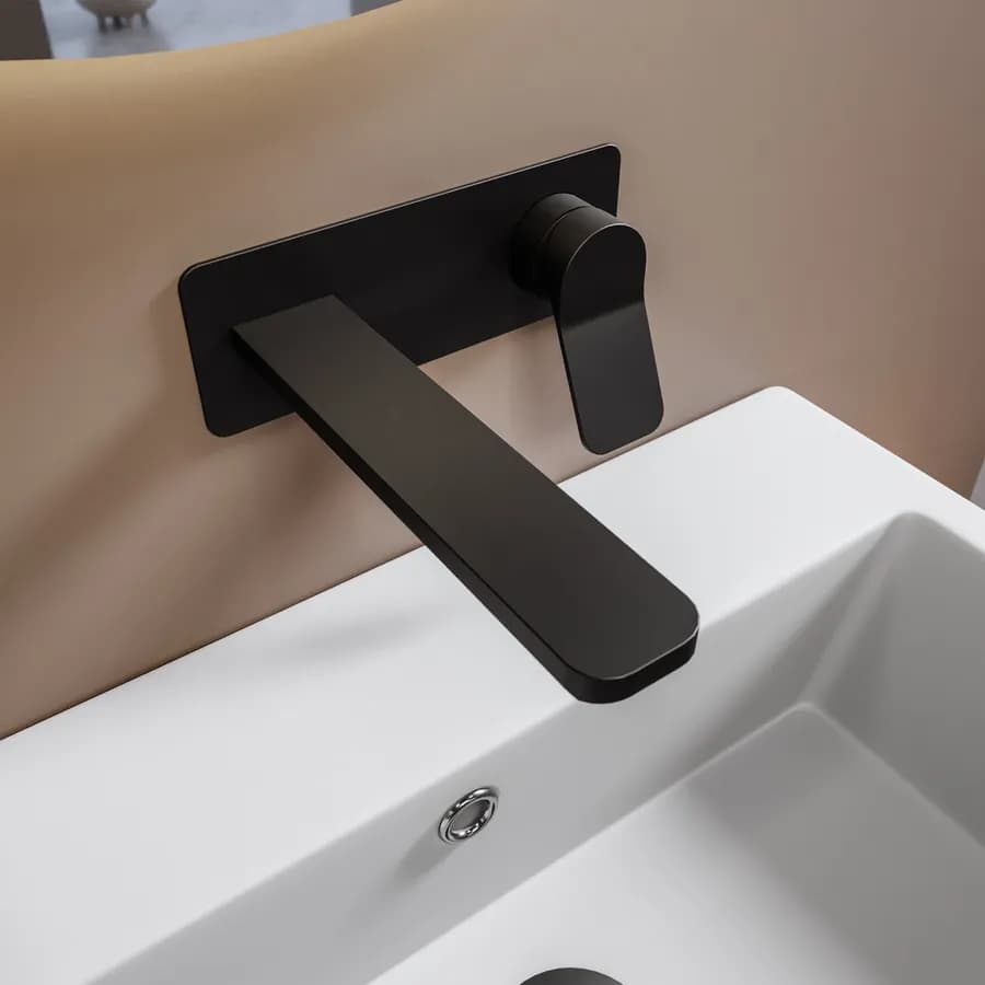 Miscelatore lavabo a muro canna 20 cm con piastra nero opaco – Wing