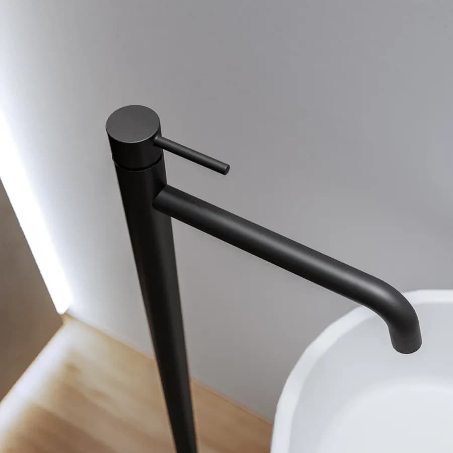 Miscelatore lavabo freestanding nero opaco – Ran