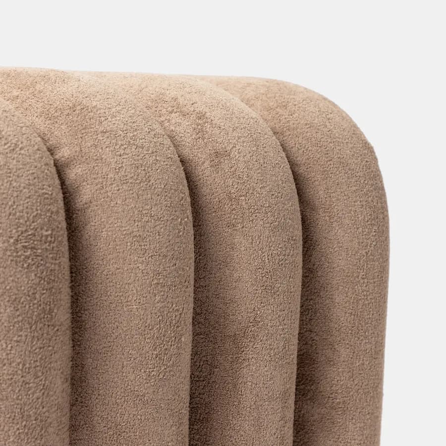 Panca 80x48 cm design ad arco in tessuto micro teddy tortora - Rudy