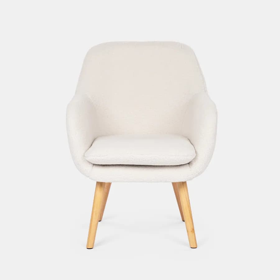 Poltrona in tessuto teddy bianco con gambe in legno - Yisa