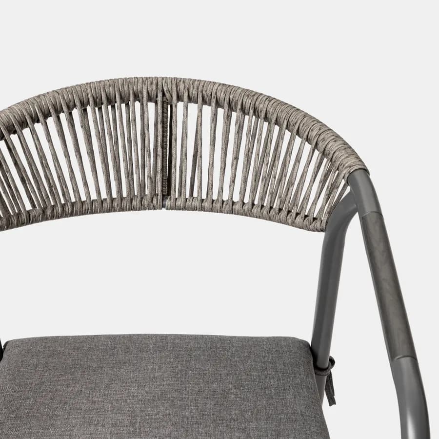 Sedia con braccioli effetto legno grigio in acciaio e corda grigio scuro - Reagan