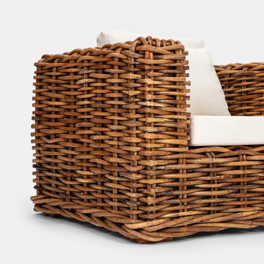 Poltrona in rattan naturale con soffici cuscin ecrù - Daril