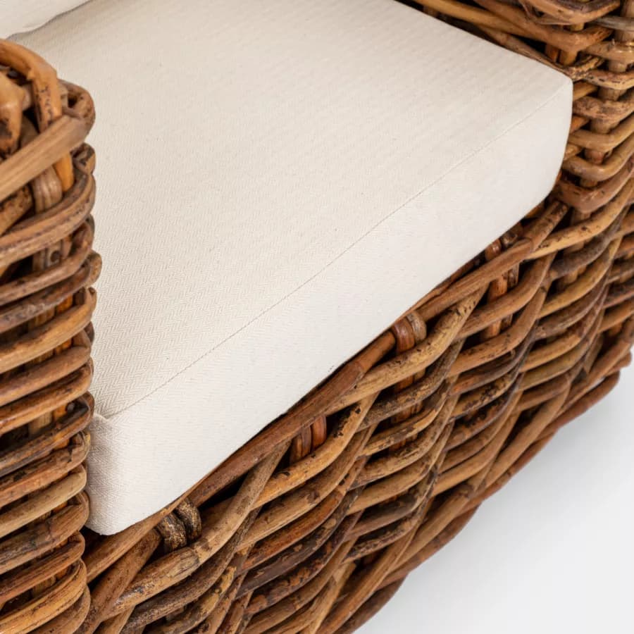 Poltrona in rattan naturale con soffici cuscin ecrù - Daril