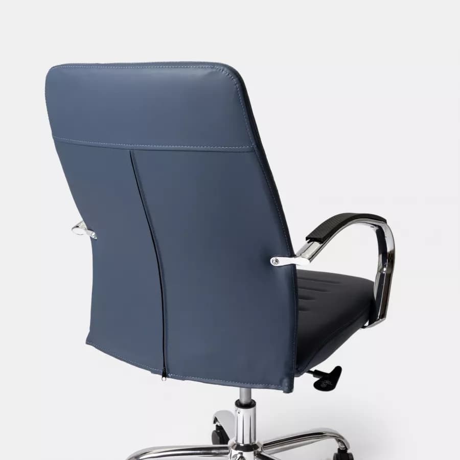 Poltrona da ufficio girevole in similpelle blu con struttura cromo - Supra