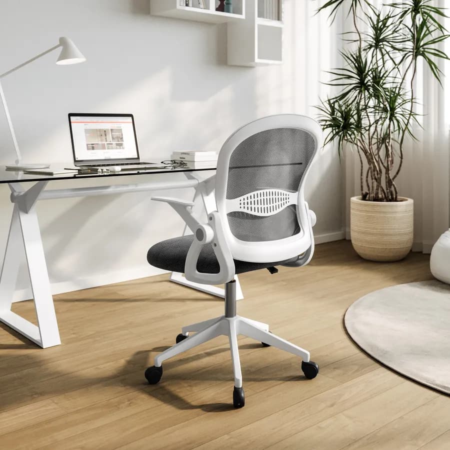 Poltrona da ufficio girevole in tessuto mesh grigio con braccioli bianchi - Vanguard