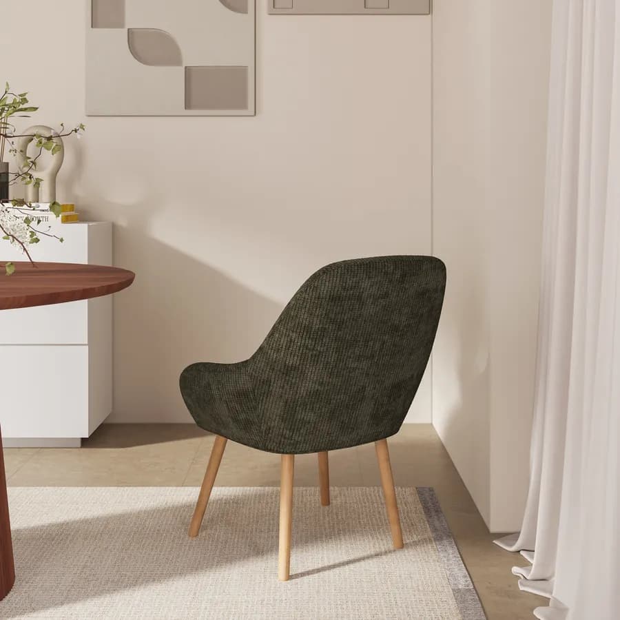 Poltrona in ciniglia verde con gambe in legno - Briette