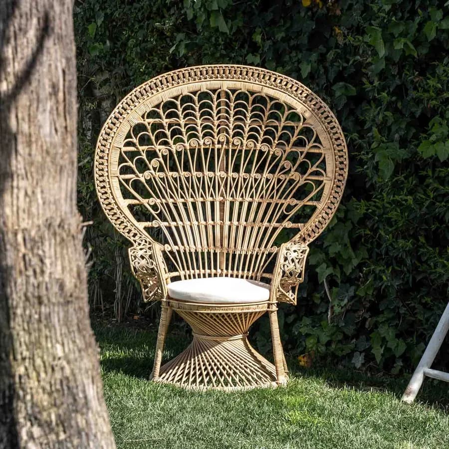 Poltrona pavone con cuscino rattan naturale - Matra