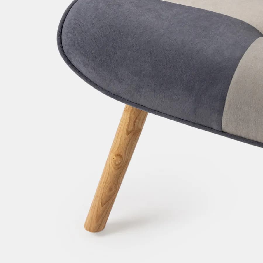Poltrona scandinava in tessuto patchwork multicolor blu con poggiapiedi - Copenaghen