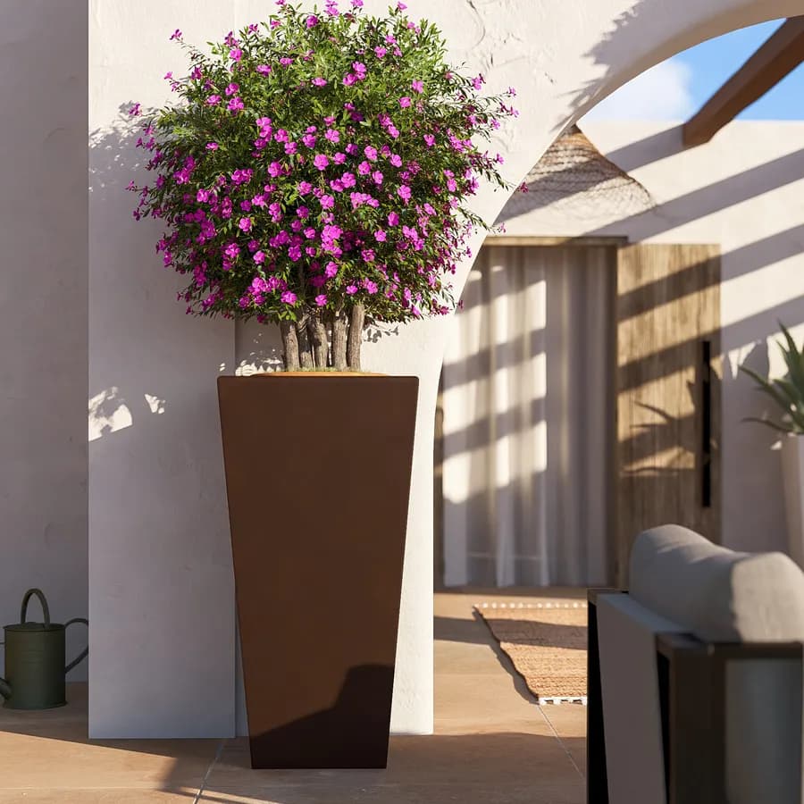 Portavaso da esterno liscio 105 h cm in polietilene marrone - Allicy