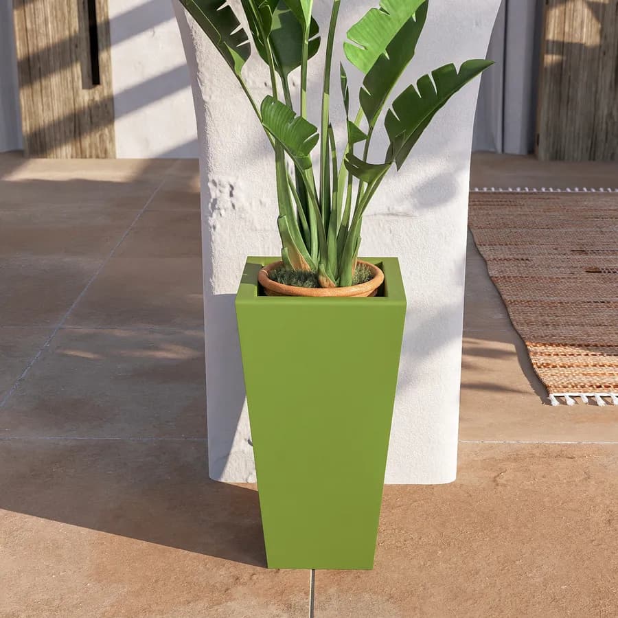 Portavaso da esterno liscio 66 h cm in polietilene verde kiwi - Allicy