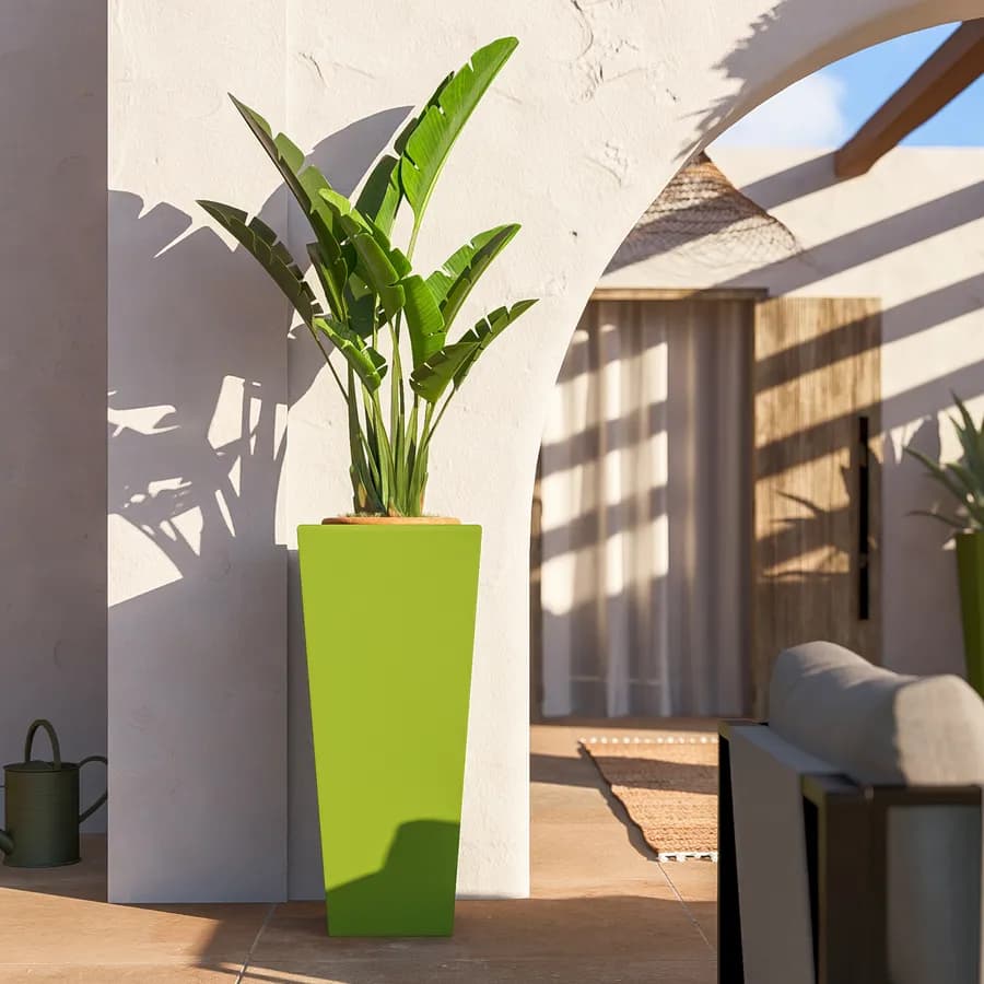 Portavaso da esterno liscio 90 h cm in polietilene verde kiwi - Allicy