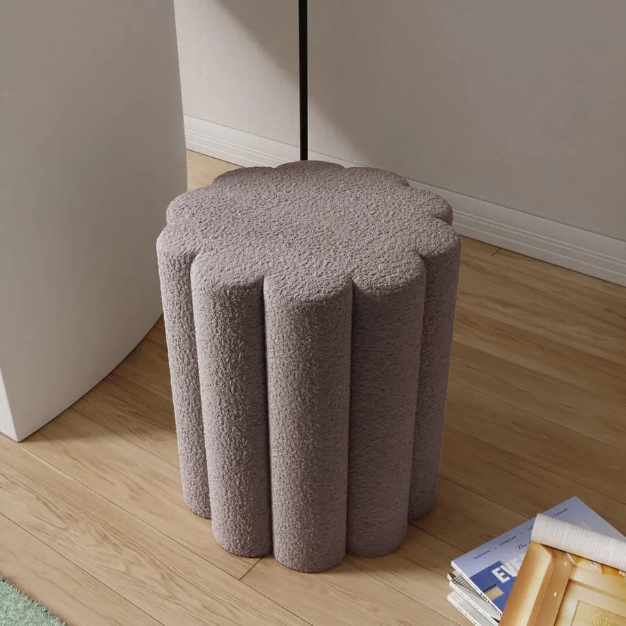 Pouf 35x40h cm in tessuto teddy grigio chiaro a forma di fiore - Taylen