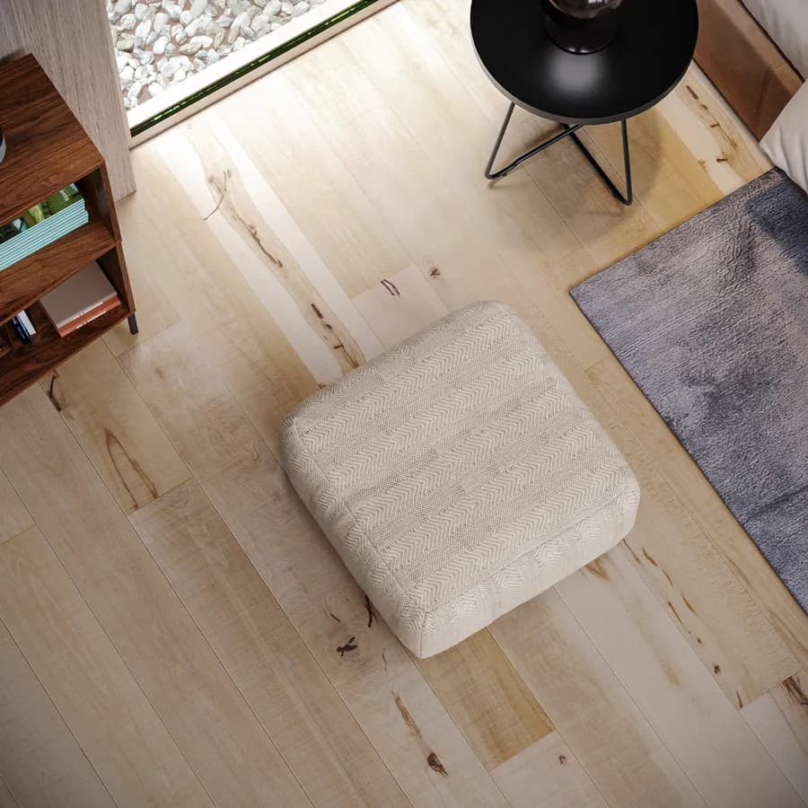 Pouf imbottito 60x60 cm in tessuto idrorepellente a quadri beige - Rupert