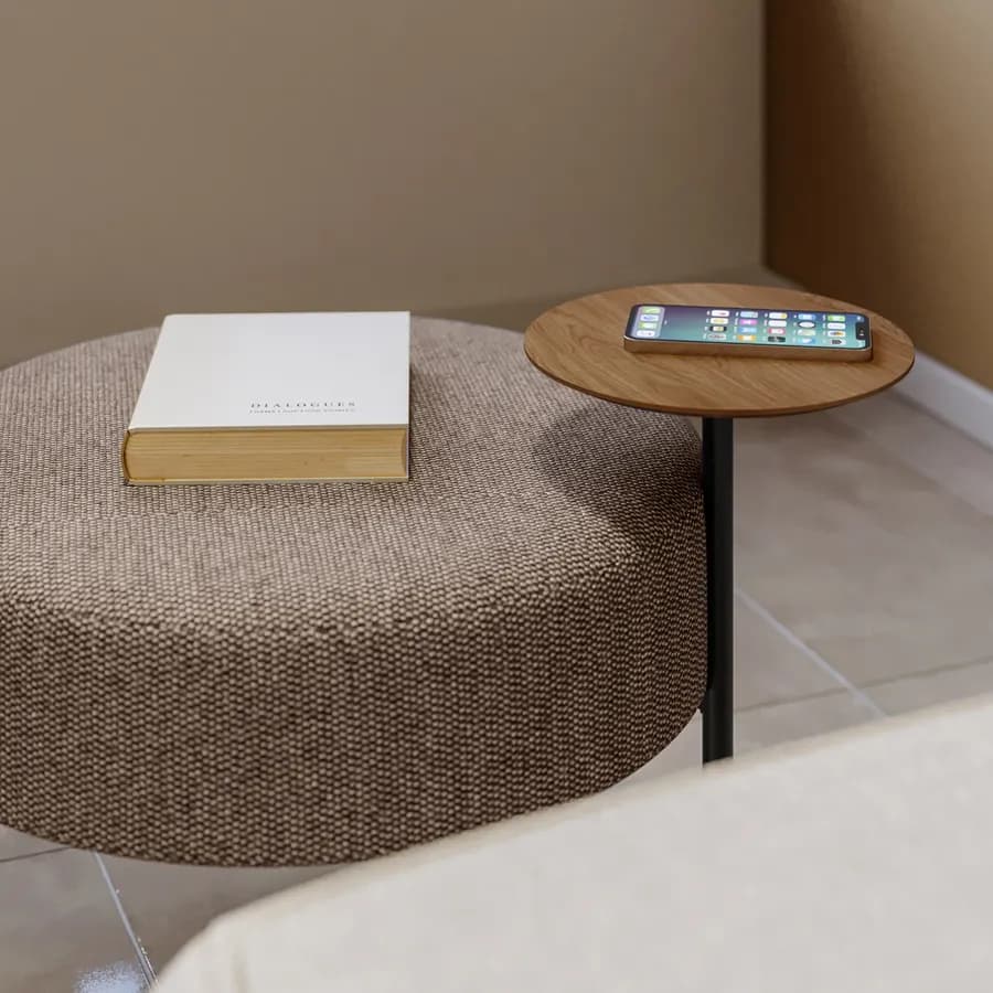 Pouf rotondo 64 cm in maglia tortora con tavolino effetto legno - Farel