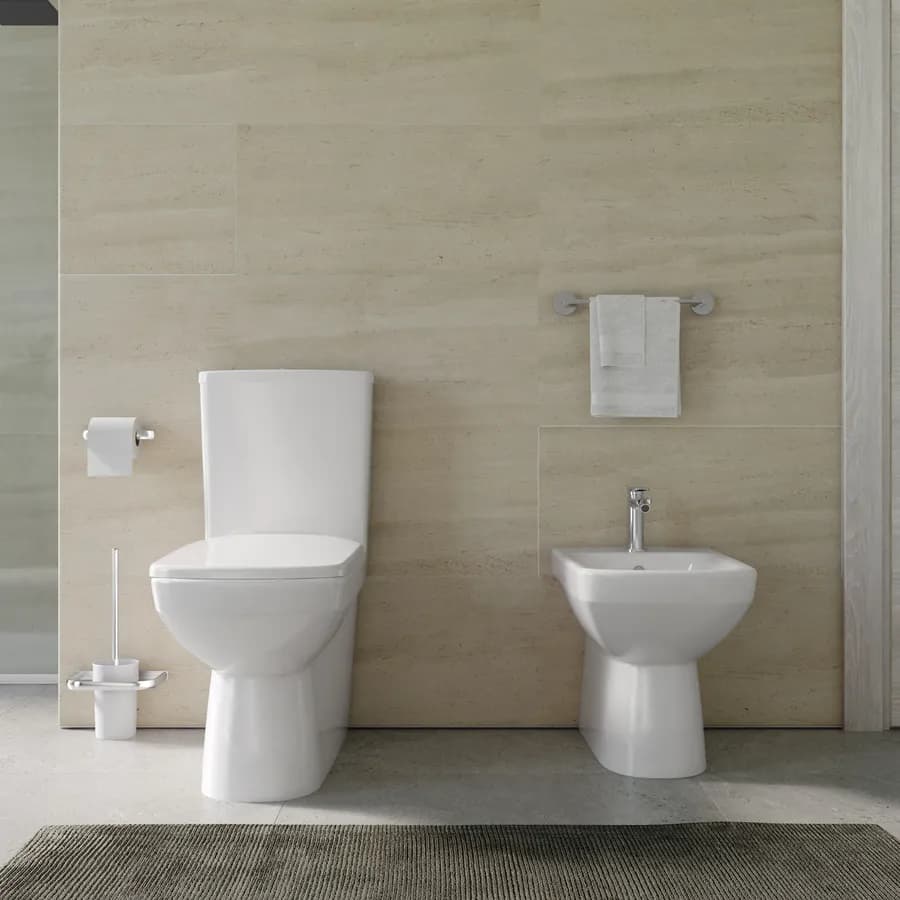 Sanitari monoblocco a cacciata rimfree allaccio inferiore Selnova Square - Geberit