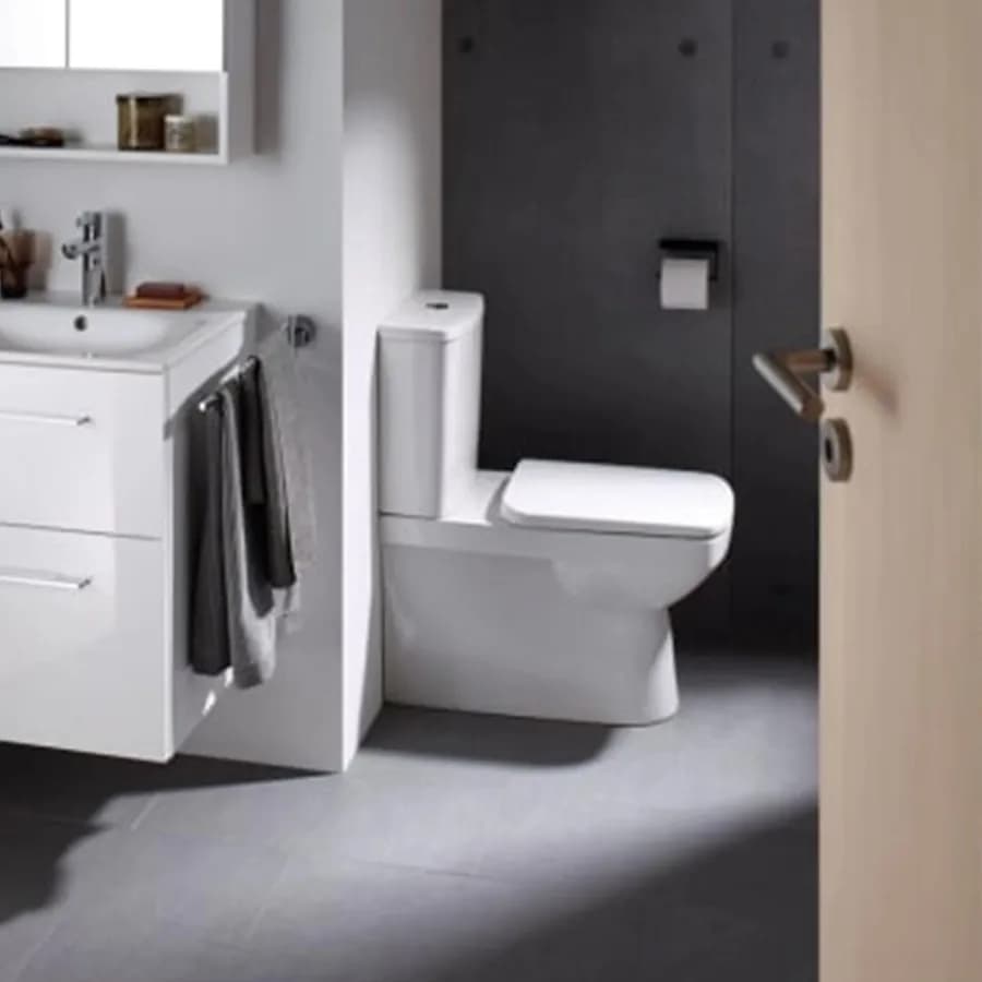 Sanitari monoblocco a cacciata rimfree allaccio inferiore Selnova Square - Geberit
