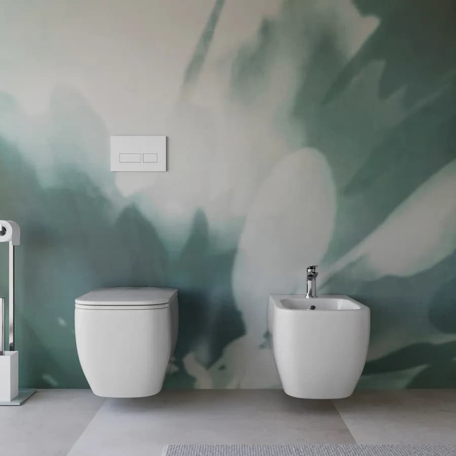 Sanitari sospesi in ceramica con sedile copri wc con chiusura softclose - Kira