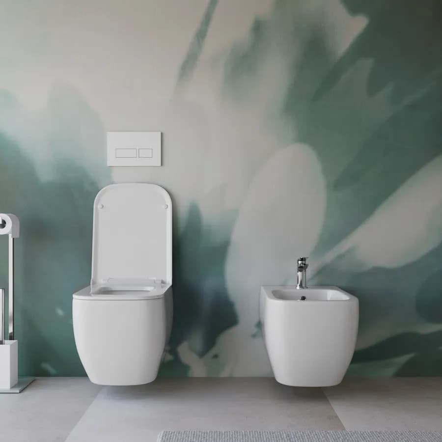 Sanitari sospesi in ceramica con sedile copri wc con chiusura softclose - Kira