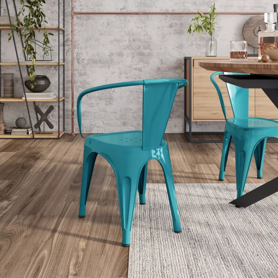 Sedia con braccioli impilabile stile industrial in metallo blu petrolio - Farley